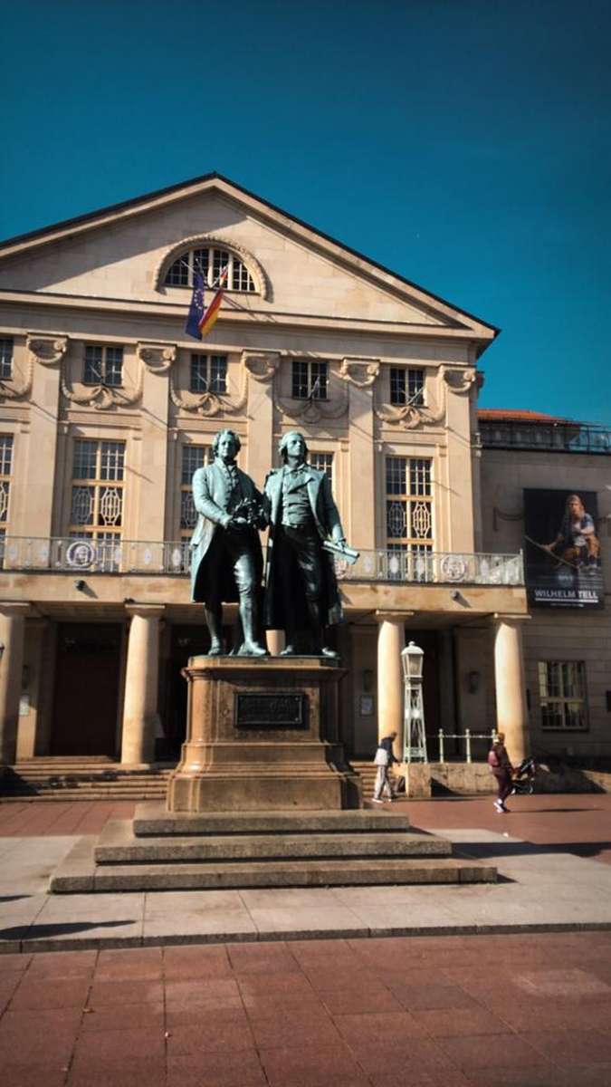 Goethe-Schiller-Denkmal.JPG
